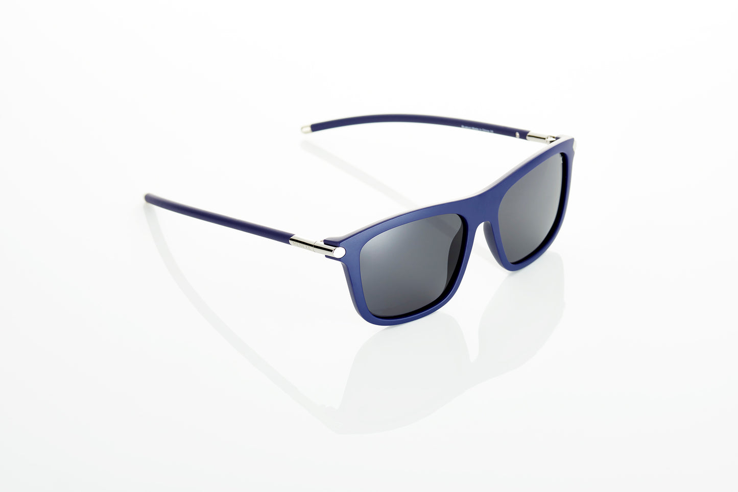 Luxury sunglasses for men and women blue